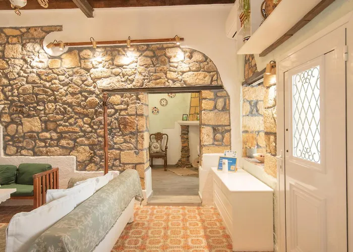 Philoxenia Traditional House