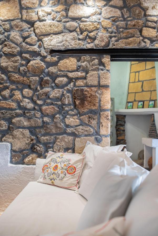 דירה Philoxenia Traditional House