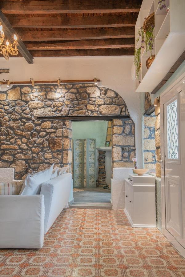 Philoxenia Traditional House