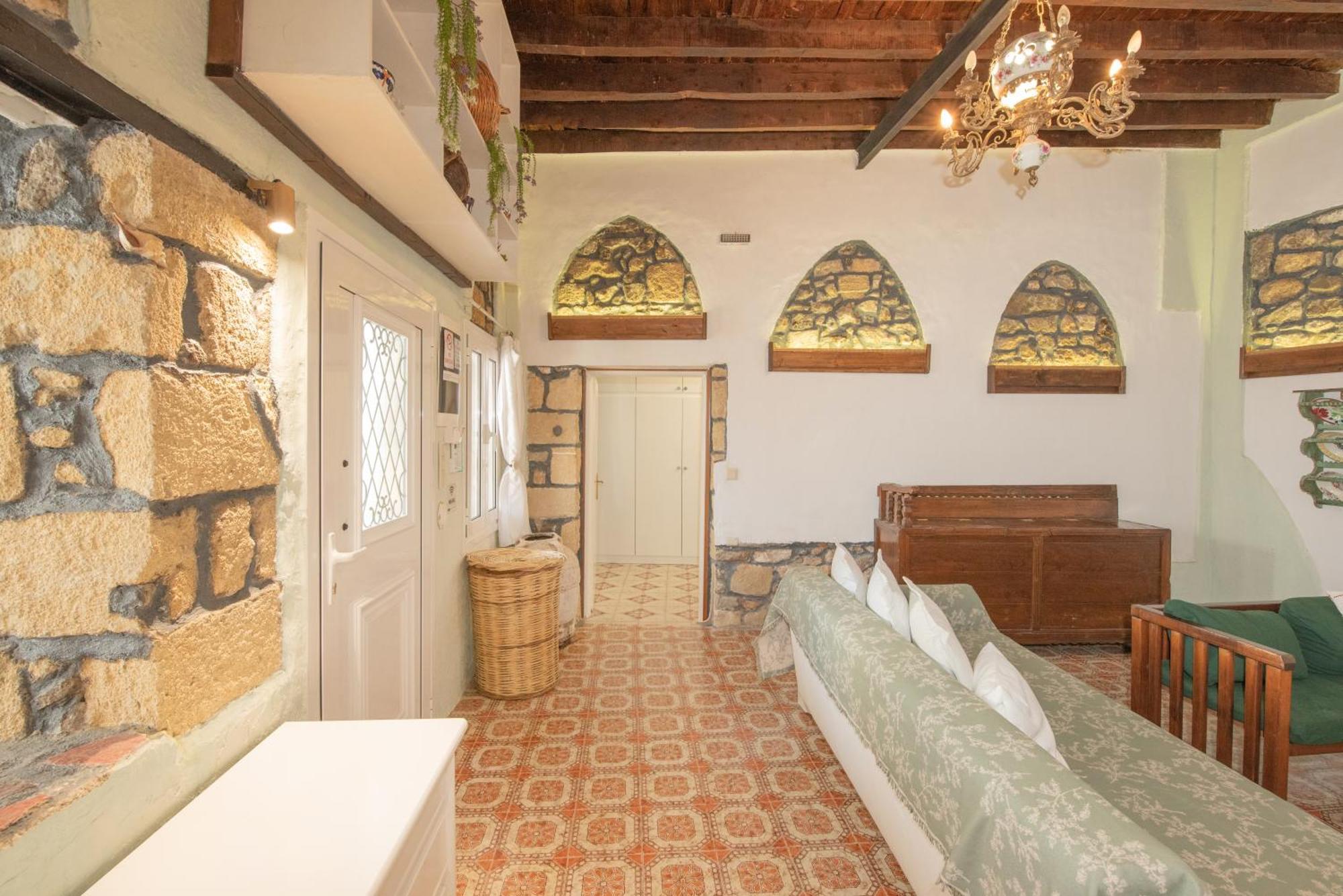 Philoxenia Traditional House * פסטידה