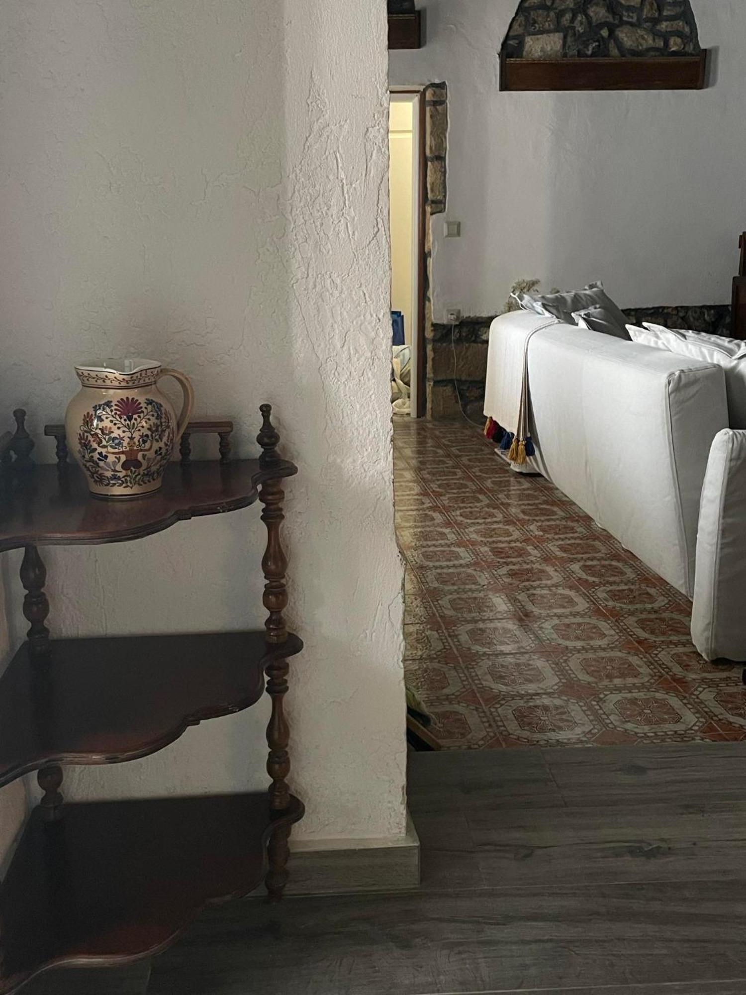 Apartment Philoxenia Traditional House Pastida